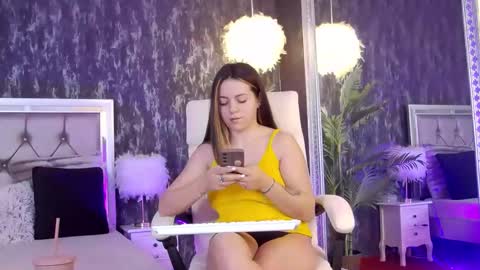 Snapshot of renesmesweet chatting on January 2026 07:02:02 AM renesmesweet online show from January 2026 07:02:02 AM