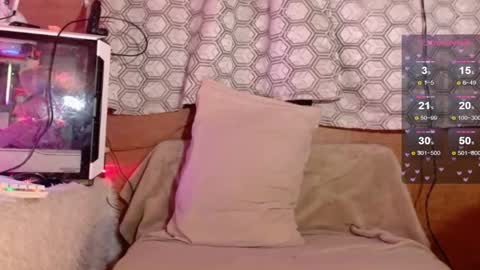 Snapshot of respectme0923 chatting on September 2025 05:31:01 AM HAZEL online show from September 2025 05:31:01 AM