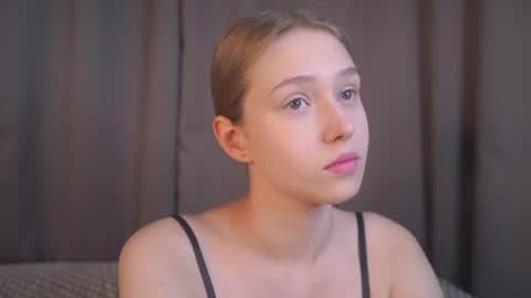 Snapshot of revamcallister chatting on July 2026 04:19:01 AM revamcallister online show from July 2026 04:19:01 AM