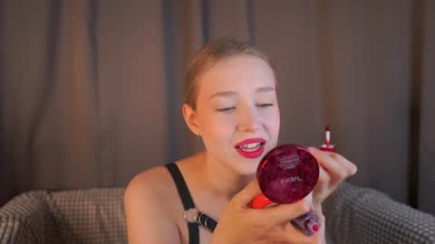 Snapshot of revamcallister chatting on August 2026 05:07:02 AM revamcallister online show from August 2026 05:07:02 AM