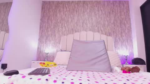 REVEN online show from November 2025 03:06:02 AM