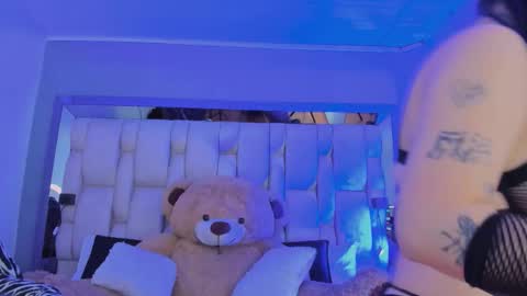 Reven  online show from March 2026 07:32:01 PM