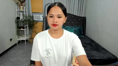Snapshot of rex_bree chatting on January 2026 02:48:01 AM rex_bree online show from January 2026 02:48:01 AM