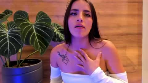reyasimos online show from July 2026 12:20:01 AM