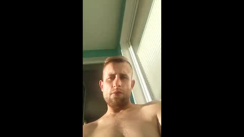 reyver94 online show from May 2026 05:17:02 PM