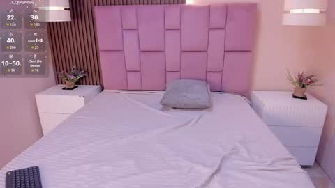 Reze  online show from April 2026 07:58:01 PM