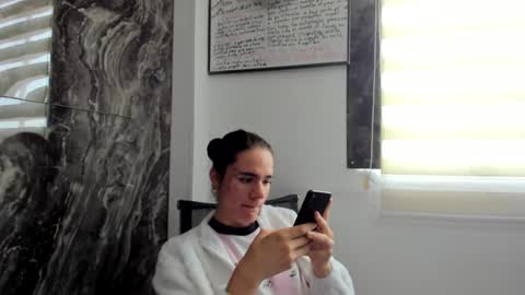 rhiannacoral online show from February 2025 01:28:02 PM