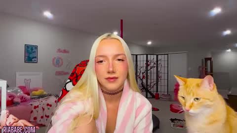 Snapshot of riababe chatting on November 2025 04:11:02 AM ria online show from November 2025 04:11:02 AM