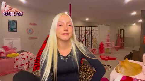 Snapshot of riababe chatting on December 2025 04:18:02 AM ria online show from December 2025 04:18:02 AM