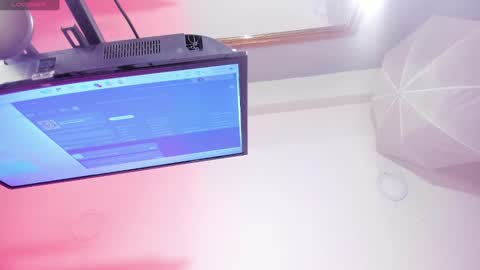 Snapshot of rianamanson chatting on March 2025 10:07:02 AM Riana online show from March 2025 10:07:02 AM