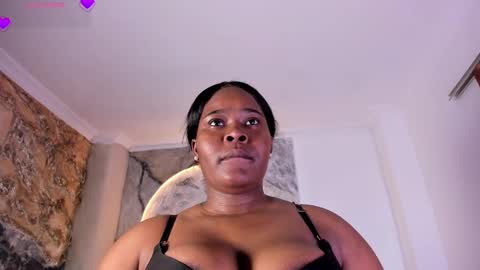 Snapshot of rianamanson chatting on November 2025 09:03:02 PM Riana online show from November 2025 09:03:02 PM