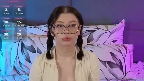 RIANA online show from February 2026 04:54:02 PM