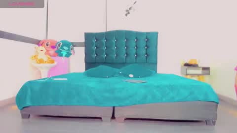 Snapshot of riannagarcia_ chatting on March 2025 01:42:02 AM Rianna Garcia online show from March 2025 01:42:02 AM