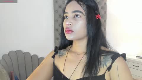 riby  online show from December 2025 07:11:02 PM