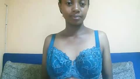 ricah_bellah online show from February 2026 07:53:01 AM