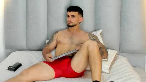 ricardogonzalez666 online show from April 2026 04:24:02 PM