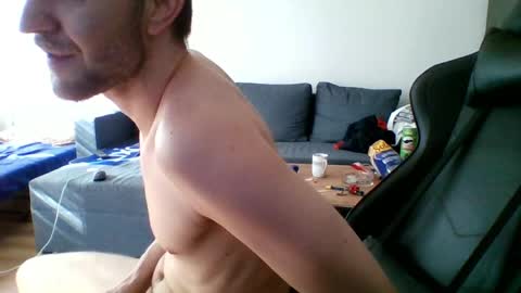 Snapshot of ricciardio chatting on May 2026 06:18:01 AM ricciardio online show from May 2026 06:18:01 AM