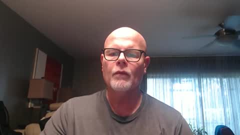rich32937 online show from May 2026 06:46:01 PM