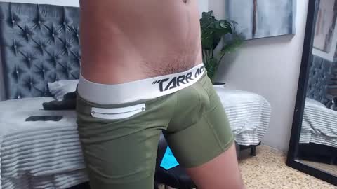 Snapshot of richar_voller chatting on April 2026 11:42:02 PM richar_voller online show from April 2026 11:42:02 PM