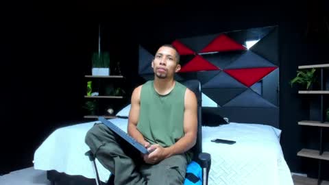 Snapshot of richar_voller chatting on May 2026 11:37:01 AM richar_voller online show from May 2026 11:37:01 AM