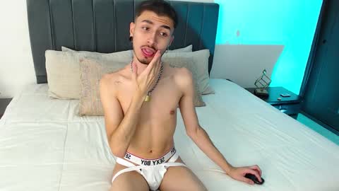 Richard online show from January 2025 10:30:02 PM