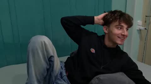 Richard online show from December 2025 04:01:02 PM