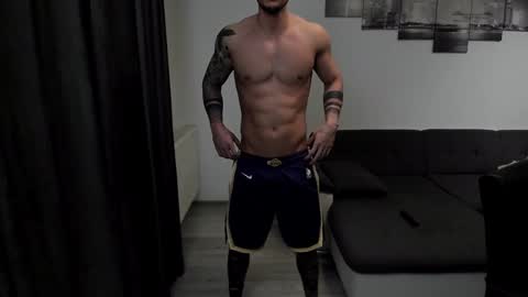 Snapshot of richarddarell chatting on February 2025 06:54:01 AM RichardDarell online show from February 2025 06:54:01 AM