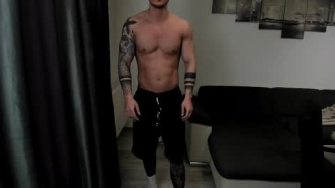 Snapshot of richarddarell chatting on March 2026 06:52:02 AM RichardDarell online show from March 2026 06:52:02 AM