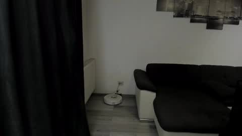 RichardDarell online show from May 2026 04:52:01 AM