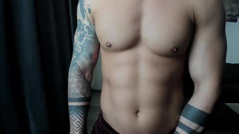 RichardDarell online show from May 2026 04:52:01 AM
