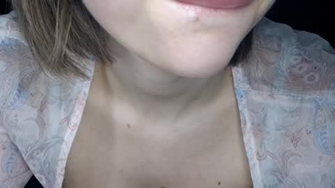 Luna online show from April 2026 06:13:02 PM