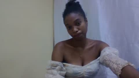 Snapshot of richella34 chatting on June 2026 02:52:01 PM richella34 online show from June 2026 02:52:01 PM