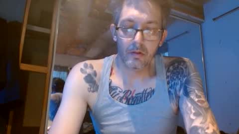 Snapshot of richi3richny chatting on March 2026 10:14:01 PM Richie online show from March 2026 10:14:01 PM