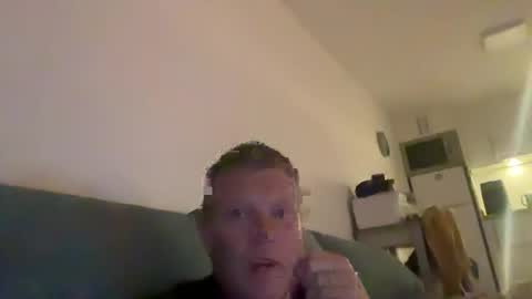 richiee3891 online show from April 2026 08:18:01 PM
