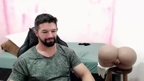 Snapshot of richrolland chatting on December 2024 05:18:01 AM Rickseduction online show from December 2024 05:18:01 AM