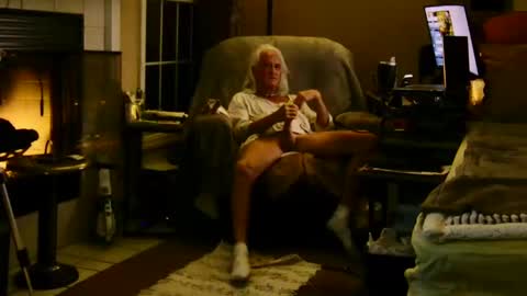 PINK HOLE TWINK online show from October 2025 11:48:02 PM