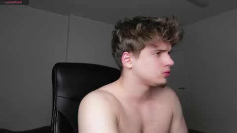 RICKY BECKO online show from April 2026 07:52:01 PM