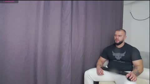 rickymiami1 online show from December 2025 07:31:01 PM