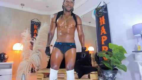 Snapshot of ricobrown777 chatting on October 2025 04:12:02 AM RicoBrowm online show from October 2025 04:12:02 AM