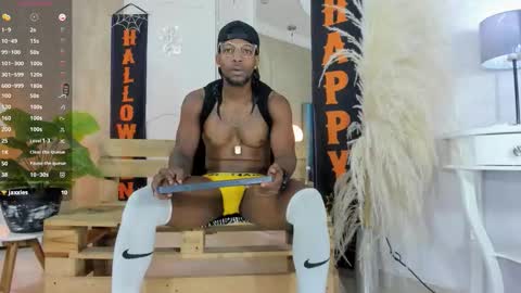 Snapshot of ricobrown777 chatting on October 2025 03:43:01 AM RicoBrowm online show from October 2025 03:43:01 AM