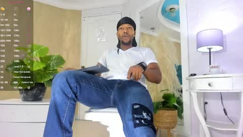 RicoBrowm online show from April 2026 04:17:01 AM