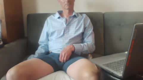 Snapshot of ridemehigh1 chatting on February 2026 03:44:01 PM ridemehigh1 online show from February 2026 03:44:01 PM