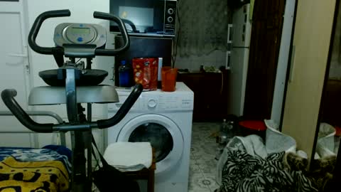 Snapshot of ridemerafsuzana chatting on December 2024 09:23:01 PM Ridemeraf online show from December 2024 09:23:01 PM