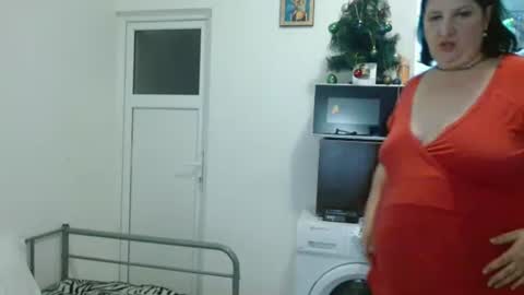 Snapshot of ridemerafsuzana chatting on January 2025 07:49:01 PM Ridemeraf online show from January 2025 07:49:01 PM