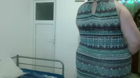 Snapshot of ridemerafsuzana chatting on January 2025 07:31:01 PM Ridemeraf online show from January 2025 07:31:01 PM