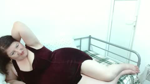 Snapshot of ridemerafsuzana chatting on October 2025 09:42:01 AM Ridemeraf online show from October 2025 09:42:01 AM