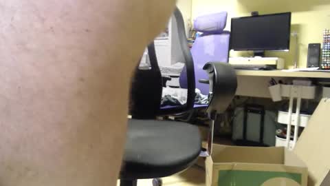 Snapshot of riemen78 chatting on March 2026 12:05:01 AM riemen78 online show from March 2026 12:05:01 AM