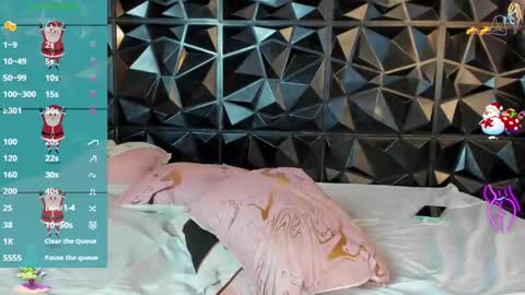 Snapshot of rihannagil chatting on December 2024 11:30:01 PM rihanna online show from December 2024 11:30:01 PM