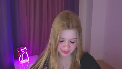 Rina online show from October 2025 09:02:01 PM