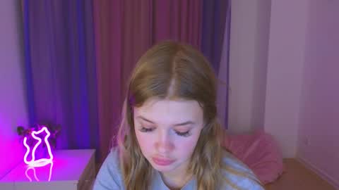 Rina online show from November 2025 09:52:01 PM